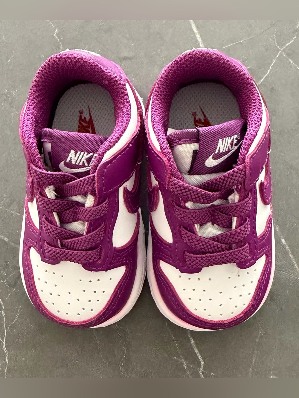 Nike Dunks (Baby) - Picture 3 of 9